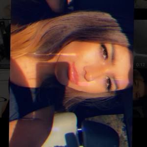 Meet your Posher, Casey